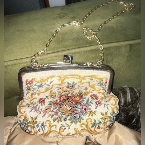 Antique Tapestry Micro Bead Purse - Picture 9 of 11